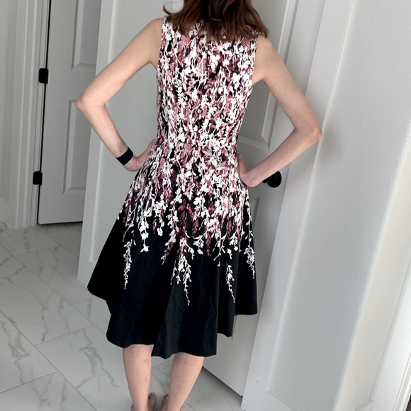 White House Black Market Dress - Picture 2 of 5